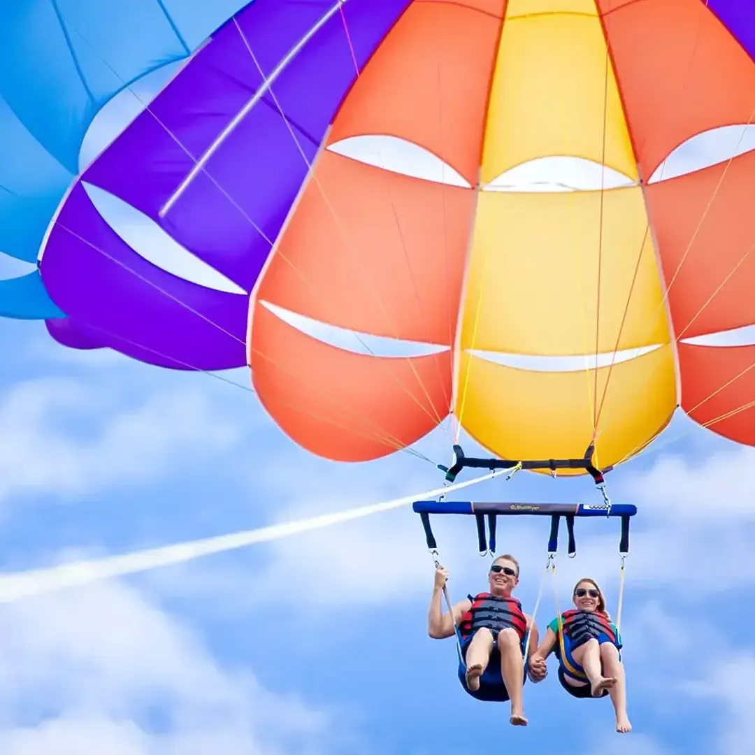 Parasailing in Ras Al Khaimah